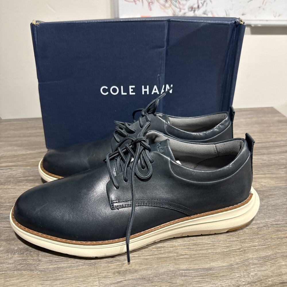 COLE HAAN Grand Remix Oxford Men's Size 10.5 Orion Blue / Ivory Damaged Box